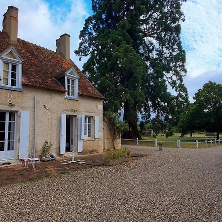 Le Sequoia Bed & Breakfast Velles  Exterior photo