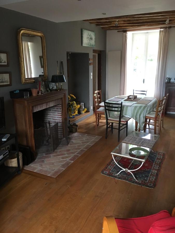 Le Sequoia Bed & Breakfast Velles  Exterior photo